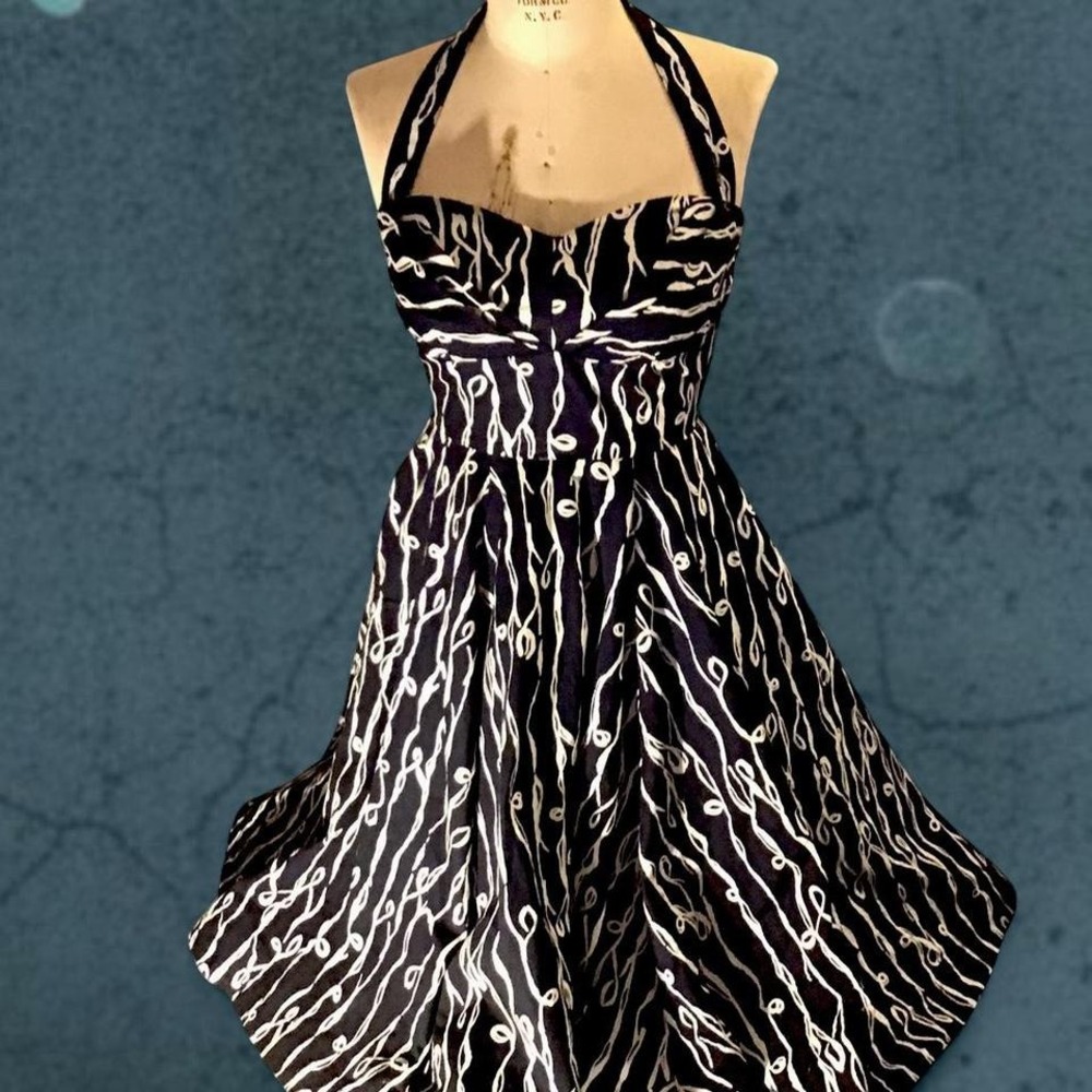 Girls From Savoy Anthropologie Black and white midi dress with a whimsical touch - Picture 2 of 7